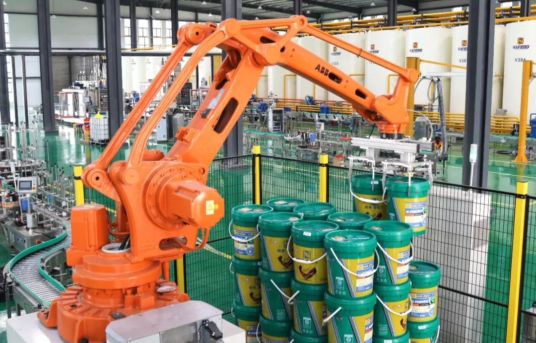 哈弗潤滑油 以十年專注與智慧工廠4.0，鑄就用戶滿意與品牌卓越